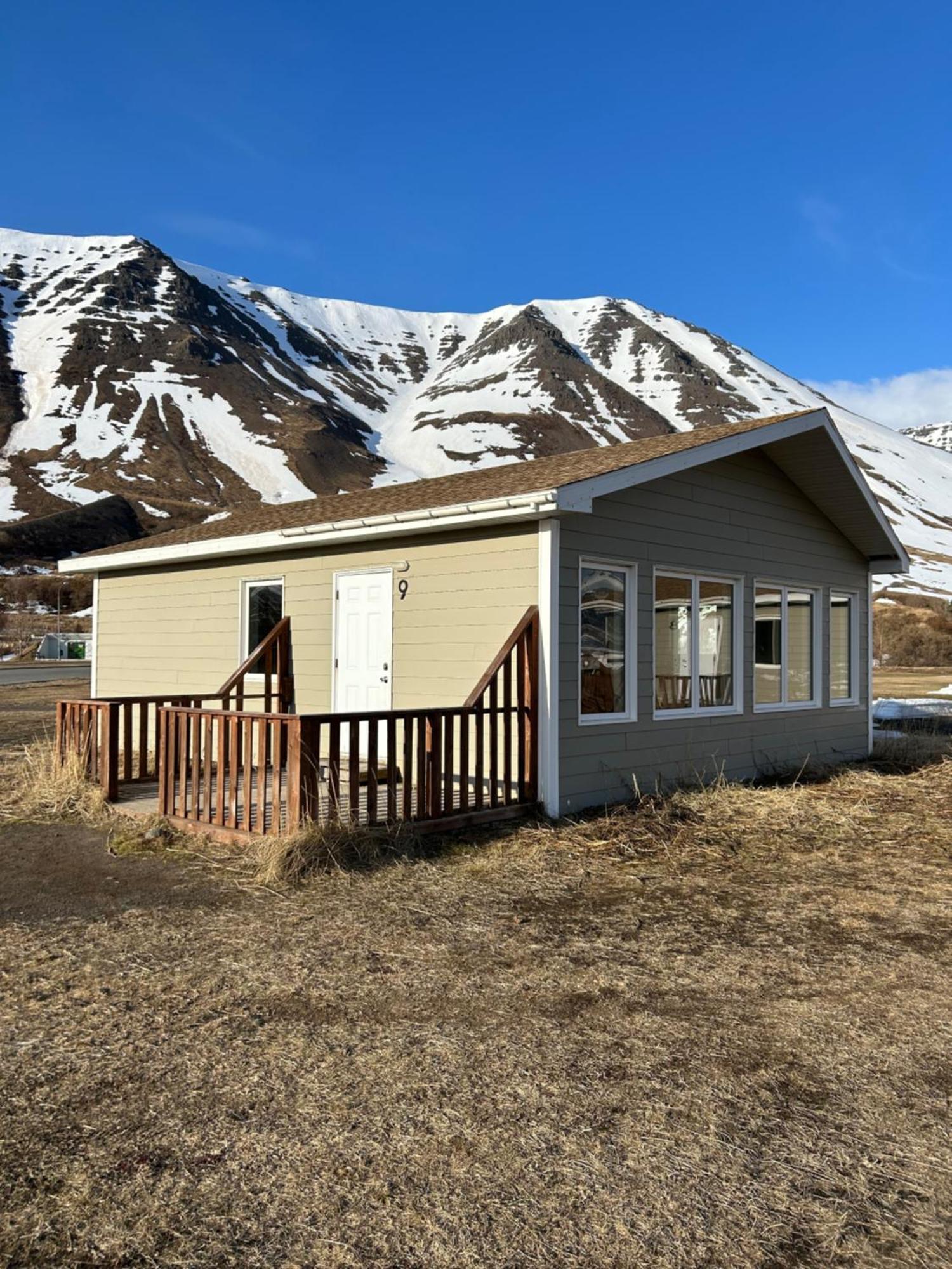 Fisk Club Cottages Flateyri - Sailor'S House 外观 照片